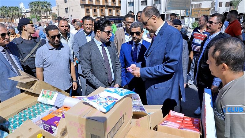محافظ سوهاج يتفقد
