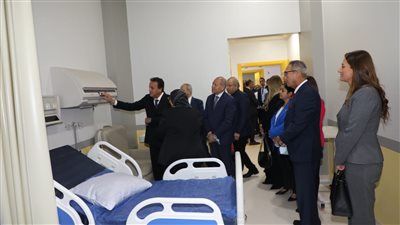 وزير الصحة ومحافظ القاهرة يفتتحان مشروع تطوير مجمع رعايات الأطفال بحميات العباسية