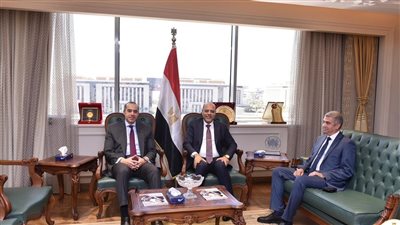  الحكومة تكشف مستجدات مشروع قانون العمل والمجلس الأعلى للتشاور المجتمعي