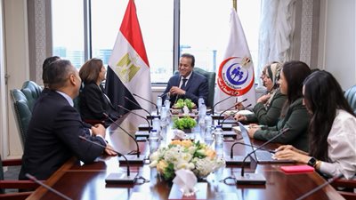 وزير الصحة يبحث وضع استراتيجية واعية لترشيد الاستهلاك الدوائي