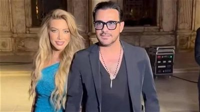 آخرهم محمد رجب، نجوم تعاونوا فنيًا مع زوجاتهم