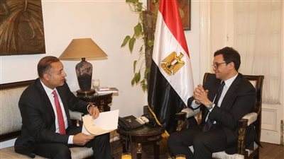 وزير الثقافة يستقبل سفير قطر بالقاهرة ويبحثان سبل تعزيز التعاون 