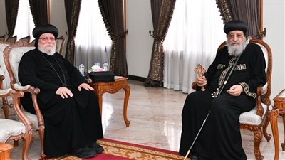 البابا تواضروس يتلقى تقريرا عن الخدمة في كنائس مدينة نصر