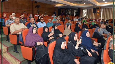 مع اقتراب احتفالات أكتوبر.. تكريم أسر الشهداء في الدقهلية (فيديو وصور)