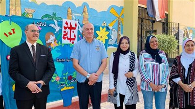 وكيل تعليم الإسكندرية يتابع انتظام الدراسة في المدارس