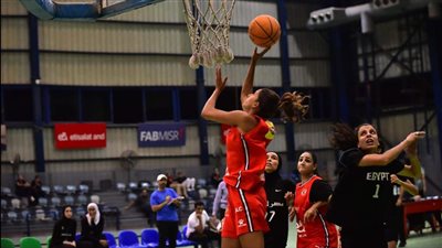 سيدات سلة الأهلي يفوز على مصر للتأمين في بطولة منطقة القاهرة