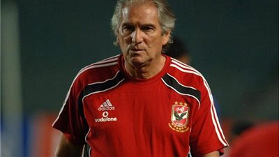 الكاف يرصد رقما قياسيا لمانويل جوزيه صائد البطولات في مباريات الدربي 