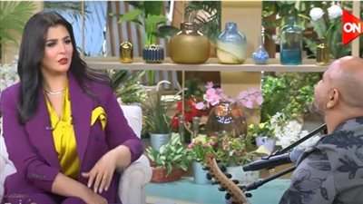منى الشاذلي توجه رسالة لشركة روتانا وشيرين، وعزيز الشافعي يعلق (فيديو)
