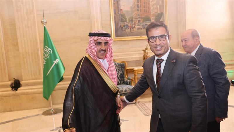 الجيوشي يبحث فرص