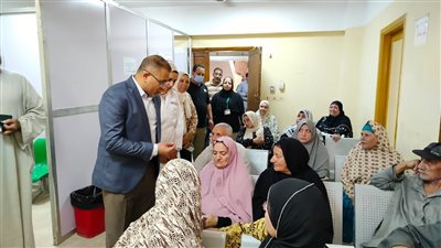 بسبب التقصير، إحالة العاملين بعيادات قليوب للتحقيق 