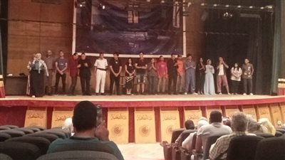 عرض مسرحية وشوش المأخوذة عن النص المسرحي 