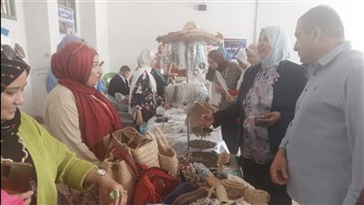 معرض للمنتجات اليدوية والحرفية بالنادي الاجتماعي باستاد المنصورة (صور) 