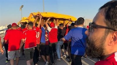هتاف جماهير الأهلي بمدرجات ملعب المملكة أرينا قبل مواجهة الزمالك بـ السوبر (فيديو)