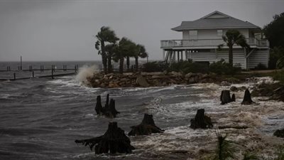 العاصفة هيلين تودي بحياة 4 أشخاص في فلوريدا وجورجيا