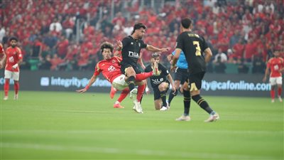 شاهد، فرحة لاعبي الزمالك بعد التتويج بلقب السوبر الإفريقي 