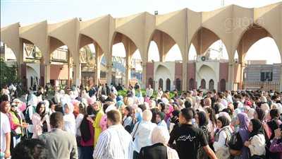 تشديدات أمنية مكثفة بجامعة حلوان قبل زيارة وزير التعليم العالي (صور)