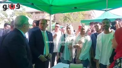 وزير التعليم العالي: كورال جامعة حلوان حاجة مميزة (فيديو) 