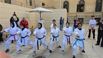 استعراض لفرقة الكارتية بجامعة القاهرة أمام رئيس الجامعة (فيديو)