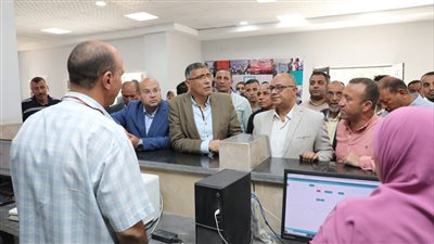 5 تكليفات جديدة من محافظ الجيزة لرئيس مركز أطفيح (صور)