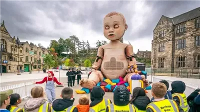  ظهور دمية طفل مخيفة في المملكة المتحدة، ما القصة ؟