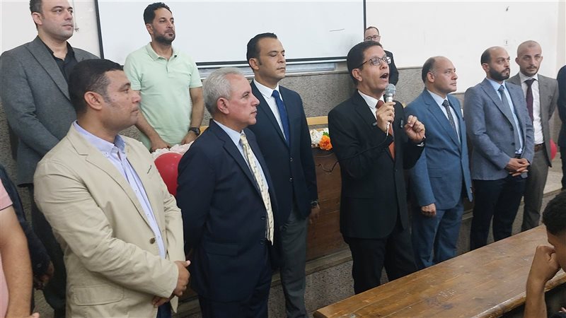 رئيس جامعة بنها،