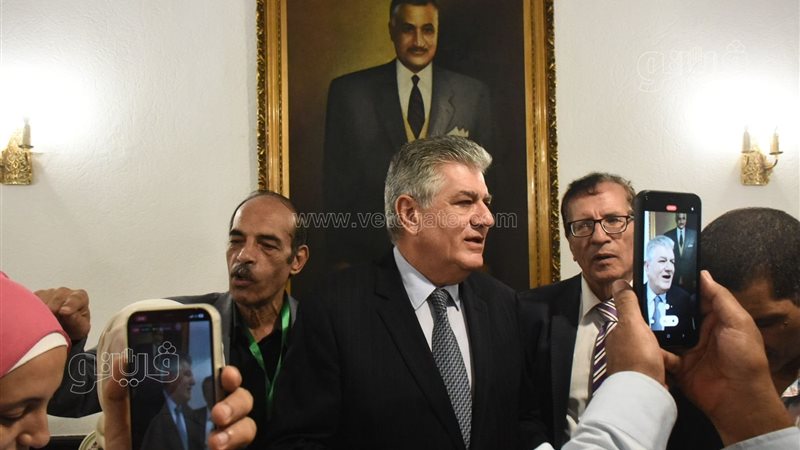 عبد الحكيم عبد الناصر