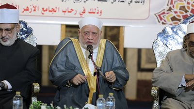 أحمد عمر هاشم: القدس الشريف قطعة منا وجزء من عقيدتنا