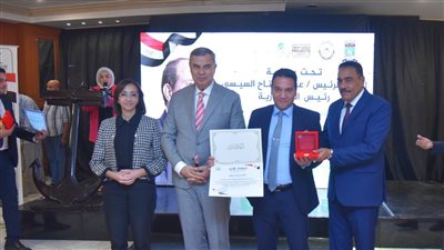 تكنولوجيا شحن حبيبات السلت والطين بمركز بحوث الصحراء يفوز بجائزة المبادرة الوطنية للمشروعات الخضراء الذكية