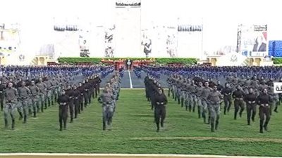 طلاب كلية الشرطة يقدمون عروض القوة البدنية والدفاعية بحضور السيسي 