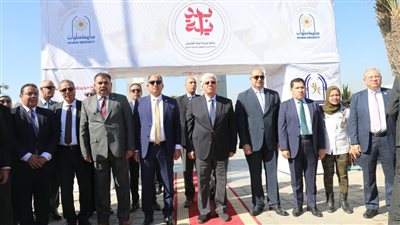 حصاد التعليم العالي.. انتظام الدراسة بالجامعات في أول يوم دراسي.. عاشور: الجامعات الحكومية لها دور كبير في تطوير البحث العلمي.. ونسعى لتلبية متطلبات سوق العمل 