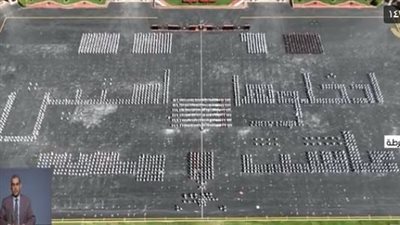 ادخلوها آمنين عاشت مصر، عرض رائع من طلاب أكاديمية الشرطة أمام السيسي 