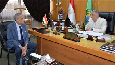 محافظ الإسماعيلية يبحث مع رئيس نقابة المهندسين الفرعية سبل التعاون المشترك (صور)
