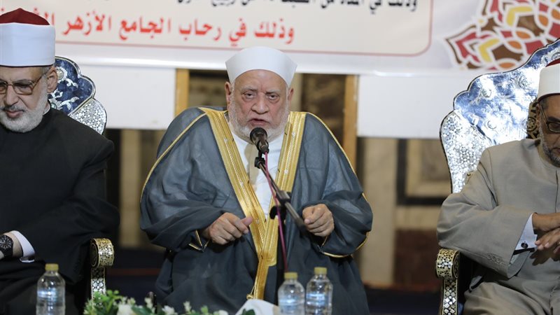 الدكتور أحمد عمر