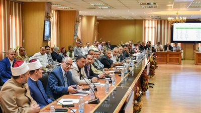 تنفيذي الشرقية يبحث ملفات التصالح والاستعداد لفصل الشتاء 