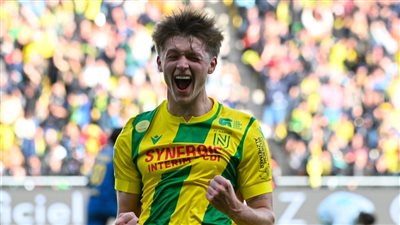 الشوط الأول، نانت يتقدم على سانت إيتيان 1-0 بالدوري الفرنسي