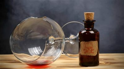 وفاة 6 أشخاص وإصابة 36 آخرين في إيران بسبب مشروبات كحولية مغشوشة