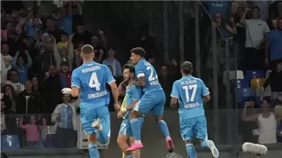 نابولي يواصل صدارته للدوري الإيطالي بعد الفوز على ليتشي 