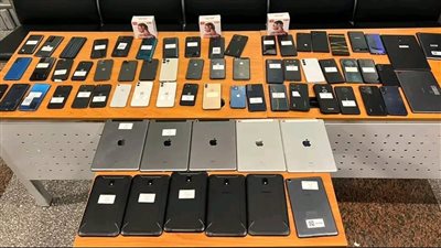 جمارك مطار الغردقة الدولى تضبط محاولة تهريب هواتف وأجهزة تابلت