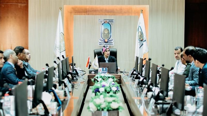 مجلس جامعة الأقصر