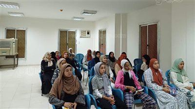 ندوة تثقيفية عن الوعي السياسي في الأقصر