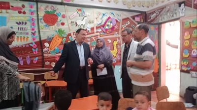 مدير التعليم العام في الدقهلية يتابع مدارس إدارة تمي الأمديد (صور)