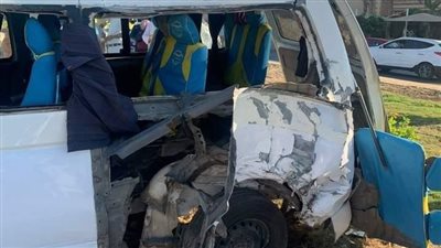 إصابة 18 عاملا فى حادث انقلاب مينى باص بالطريق الدائرى 