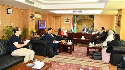 الفيوم تدرس إنشاء وحدة اقتصادية للتنمية المحلية والترويج للفرص الاستثمارية