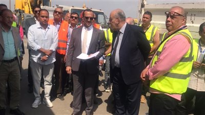 رئيس القابضة للمطارات يتابع التجهيزات النهائية لتنفيذ تجربة الطوارئ بمطار القاهرة 