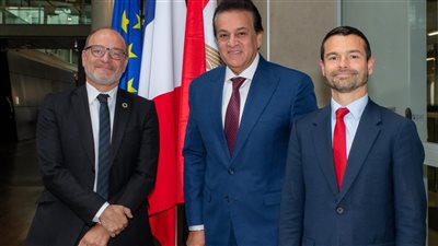 وزير الصحة يلتقي الرئيس التنفيذي للوكالة الفرنسية للتنمية لبحث سبل التعاون