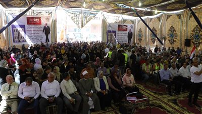 محافظ المنيا يضع حجر أساس 9 عمارات سكنية بديلة للعشوائيات بحي جنوب (صور)