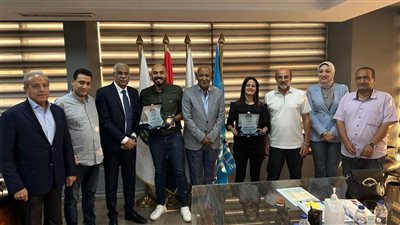 اتحاد الكرة يكرم شاهندا المغربي وفريد سلطان بعد تألقهما بمونديال السيدات (صور)