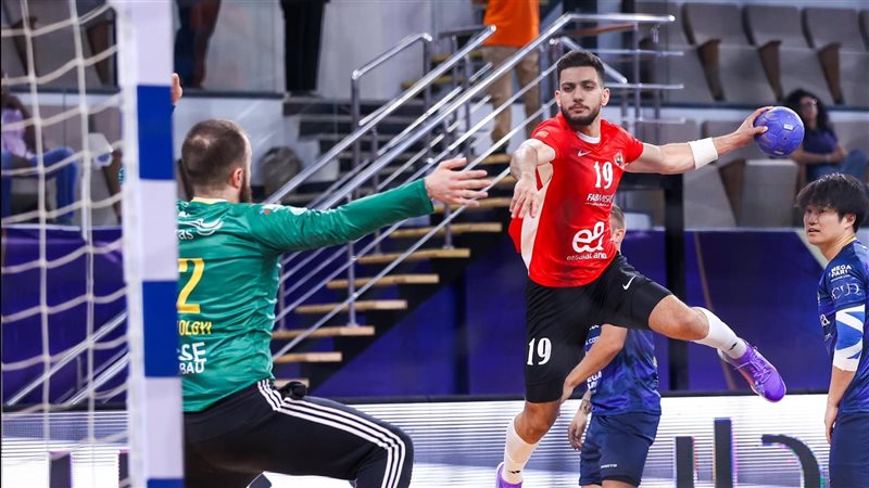 الأهلي، فيتو