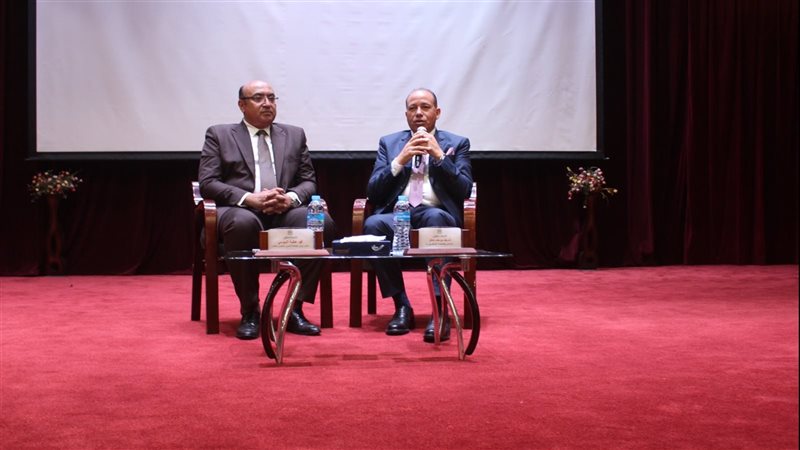 رئيس جامعة المنصورة