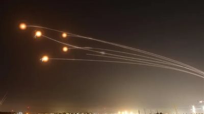 مسئول أمريكي: لا إصابات في صفوف القوات الأمريكية على قاعدة العديد